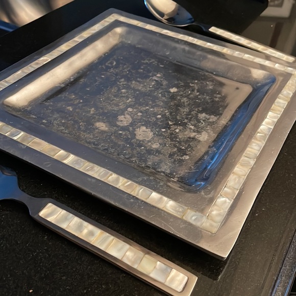 Pewter platter with large serving spoon and fork - Picture 3 of 5